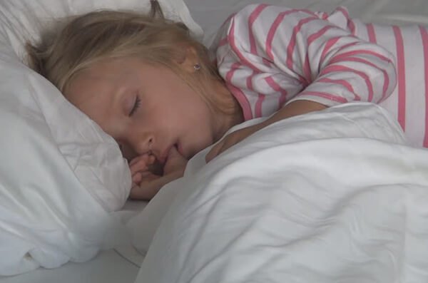 3 Methods To Test If Your Child Is Habitually Mouth Breathing | | TMJ, Tongue Tie & Sleep Institute – Tongue Tie Treatment in Mumbai, India | Myofunctional therapy |